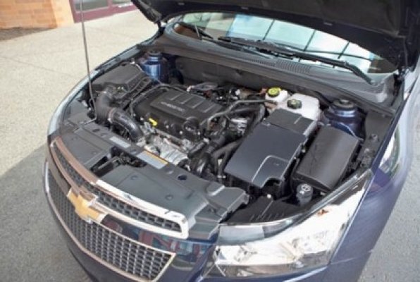 Peste 400.000 de maşini Chevrolet Cruze, chemate în service